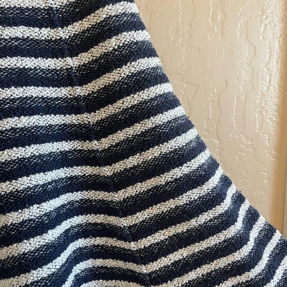 Theory Lyerly Navy Stripe Flared Knit Skirt - Picture 3 of 7